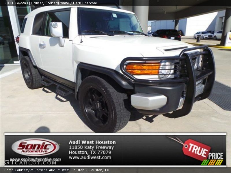 Iceberg White / Dark Charcoal 2011 Toyota FJ Cruiser