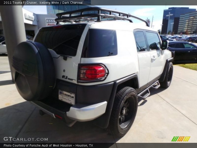 Iceberg White / Dark Charcoal 2011 Toyota FJ Cruiser