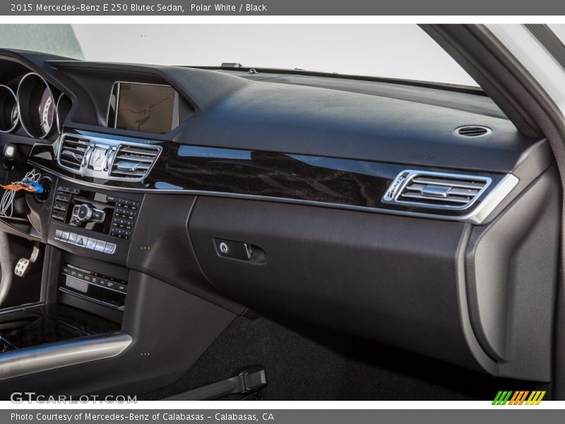 Polar White / Black 2015 Mercedes-Benz E 250 Blutec Sedan