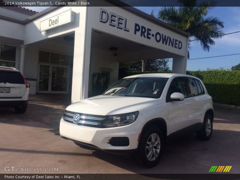 Candy White / Black 2014 Volkswagen Tiguan S