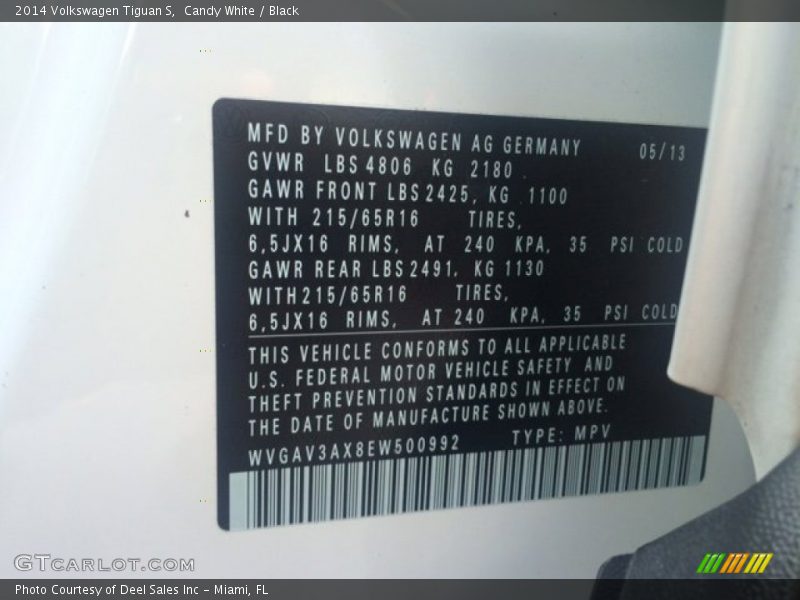 Candy White / Black 2014 Volkswagen Tiguan S