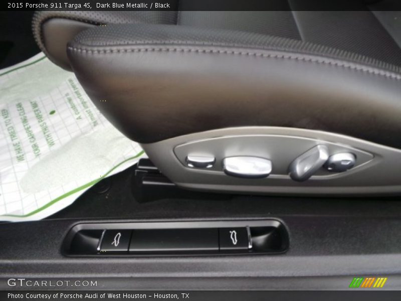 Controls of 2015 911 Targa 4S