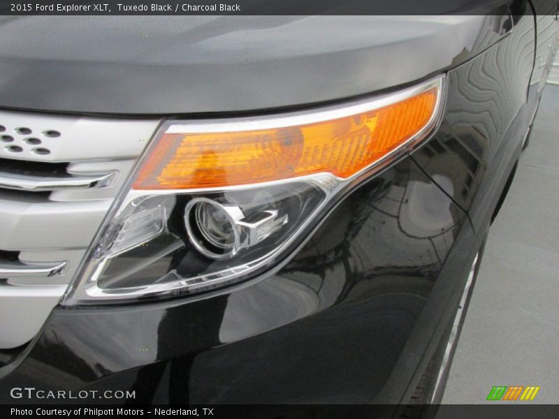 Tuxedo Black / Charcoal Black 2015 Ford Explorer XLT