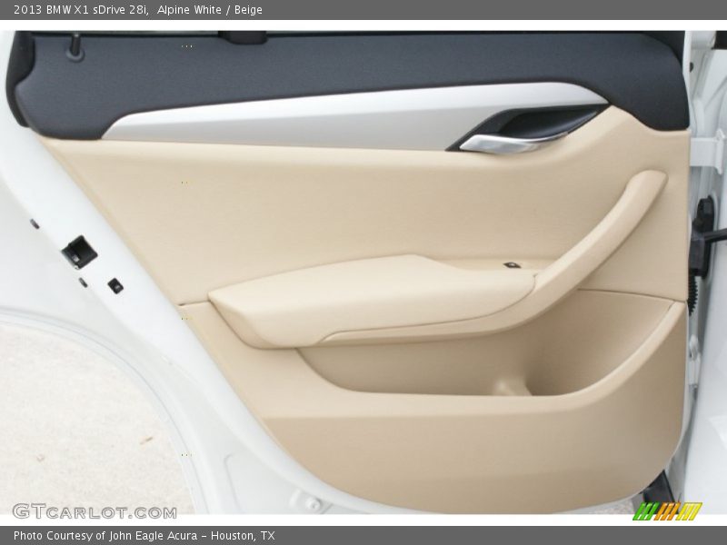 Alpine White / Beige 2013 BMW X1 sDrive 28i