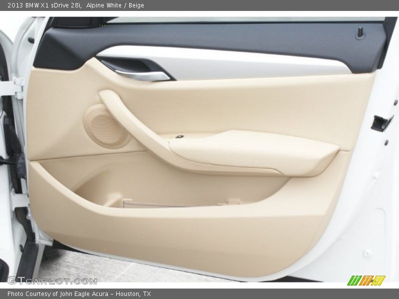Alpine White / Beige 2013 BMW X1 sDrive 28i
