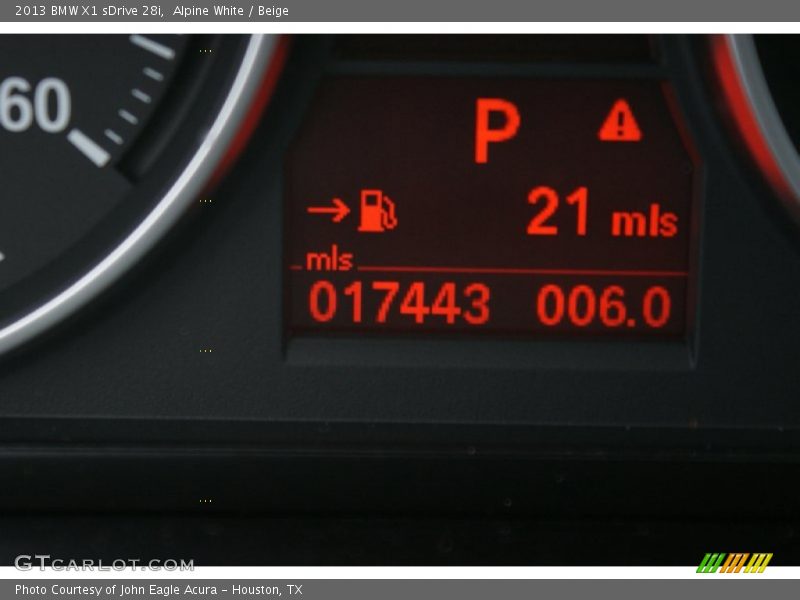 Alpine White / Beige 2013 BMW X1 sDrive 28i