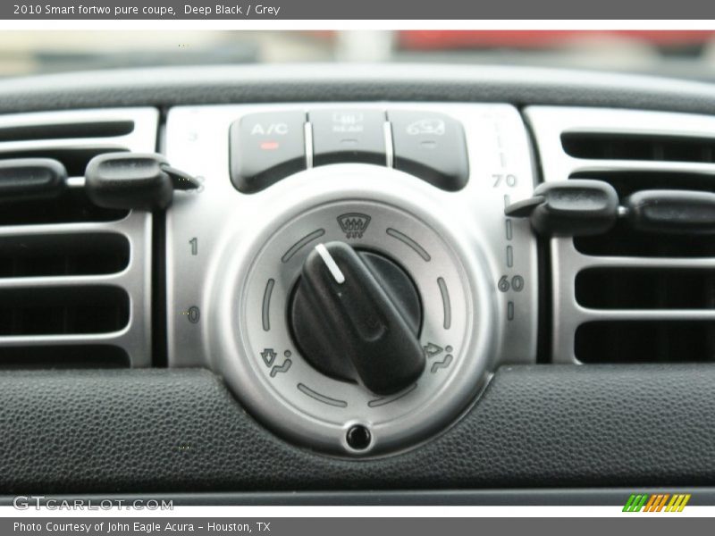 Deep Black / Grey 2010 Smart fortwo pure coupe