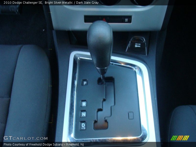 Bright Silver Metallic / Dark Slate Gray 2010 Dodge Challenger SE