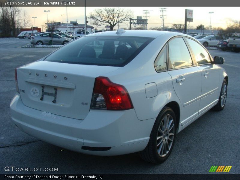 Ice White / Quartz 2010 Volvo S40 2.4i