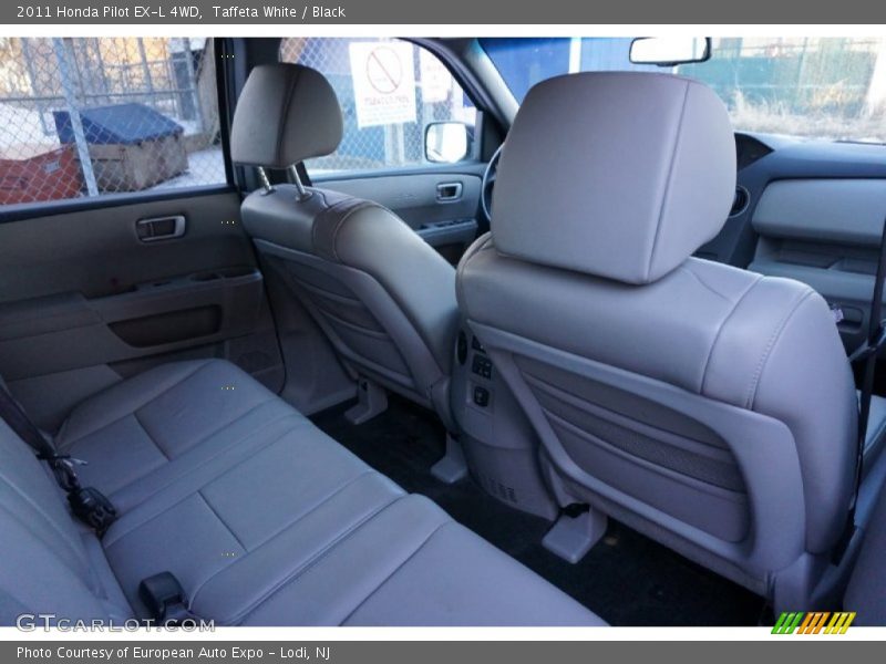 Taffeta White / Black 2011 Honda Pilot EX-L 4WD