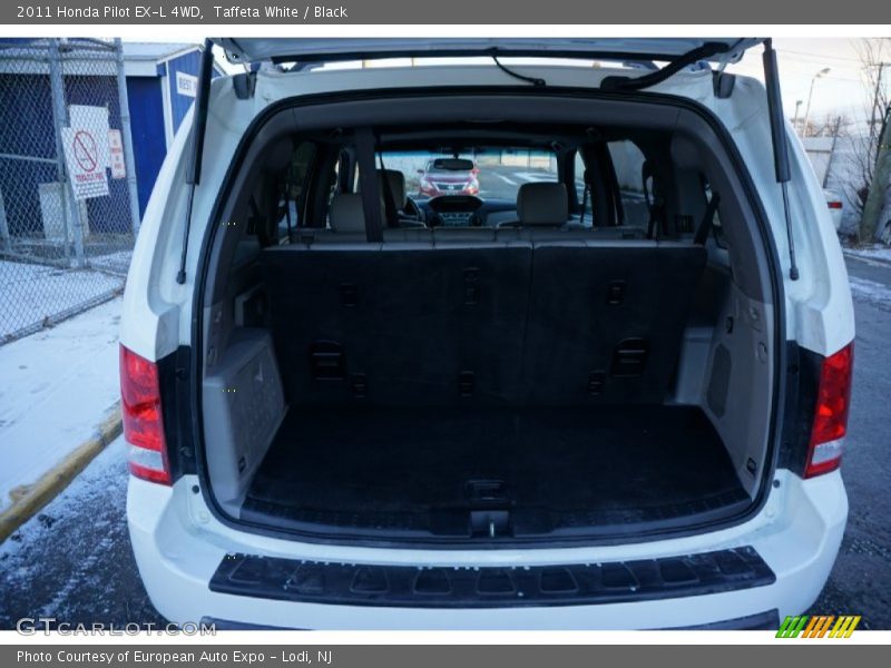 Taffeta White / Black 2011 Honda Pilot EX-L 4WD