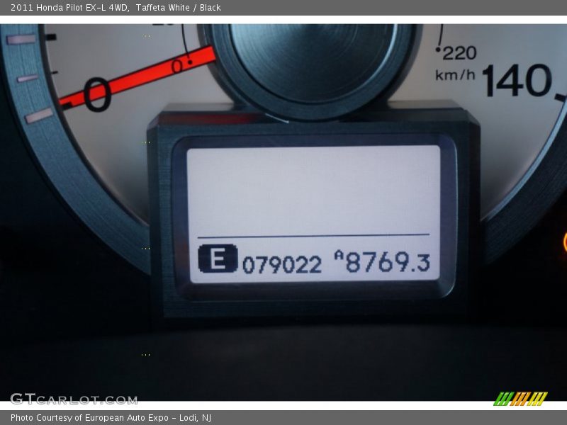 Taffeta White / Black 2011 Honda Pilot EX-L 4WD