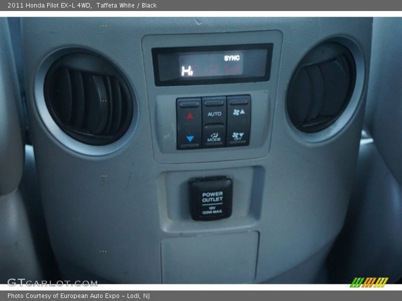 Taffeta White / Black 2011 Honda Pilot EX-L 4WD