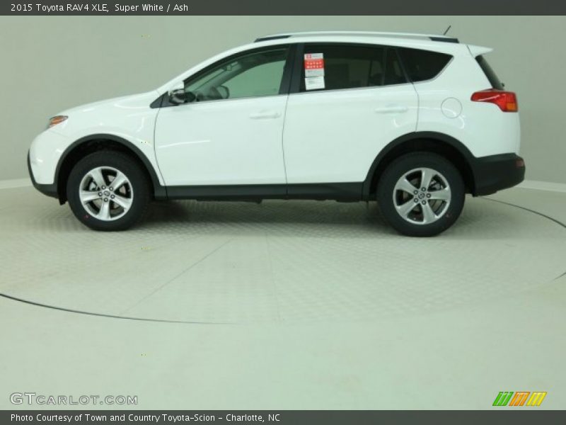Super White / Ash 2015 Toyota RAV4 XLE