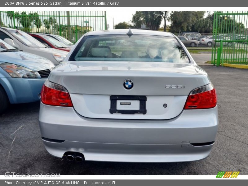 Titanium Silver Metallic / Grey 2004 BMW 5 Series 525i Sedan