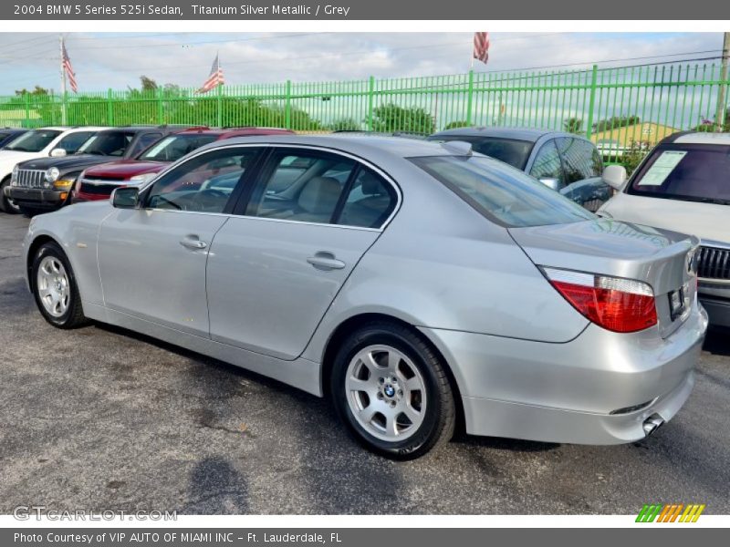 Titanium Silver Metallic / Grey 2004 BMW 5 Series 525i Sedan