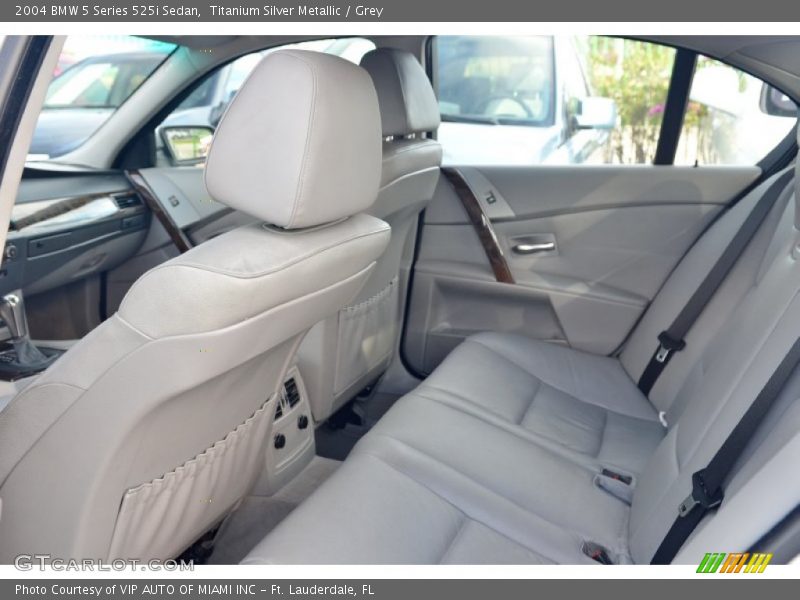 Titanium Silver Metallic / Grey 2004 BMW 5 Series 525i Sedan