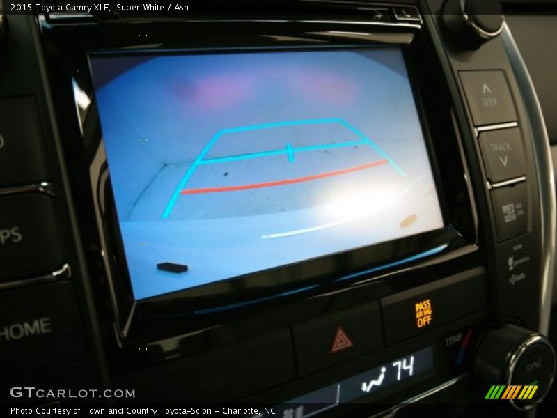 Super White / Ash 2015 Toyota Camry XLE