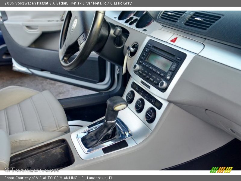 Reflex Silver Metallic / Classic Grey 2006 Volkswagen Passat 3.6 Sedan
