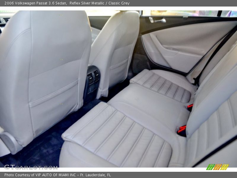 Reflex Silver Metallic / Classic Grey 2006 Volkswagen Passat 3.6 Sedan