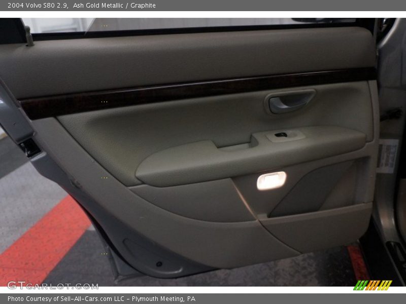 Ash Gold Metallic / Graphite 2004 Volvo S80 2.9
