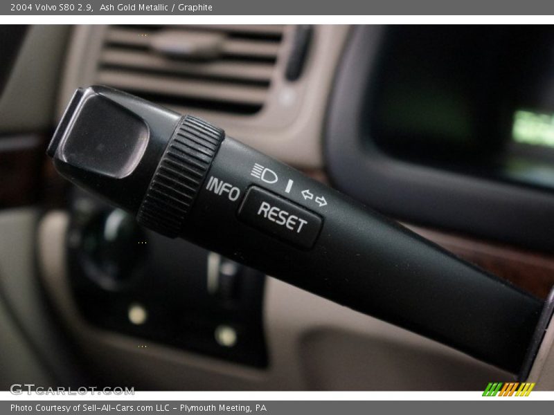 Ash Gold Metallic / Graphite 2004 Volvo S80 2.9