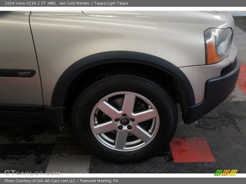 Ash Gold Metallic / Taupe/Light Taupe 2004 Volvo XC90 2.5T AWD