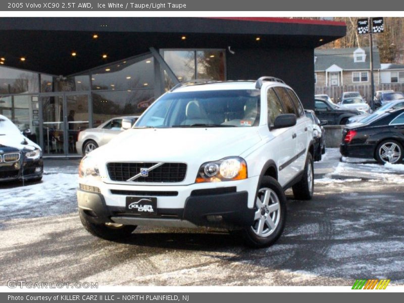 Ice White / Taupe/Light Taupe 2005 Volvo XC90 2.5T AWD