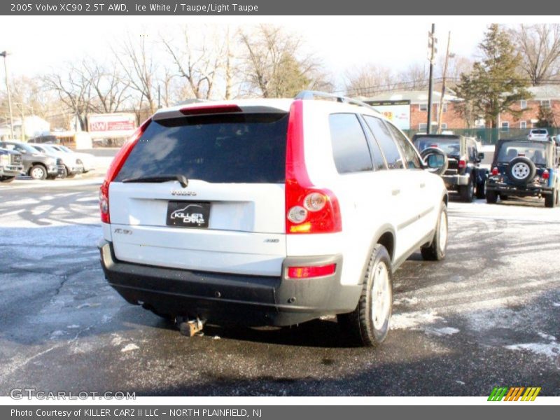 Ice White / Taupe/Light Taupe 2005 Volvo XC90 2.5T AWD