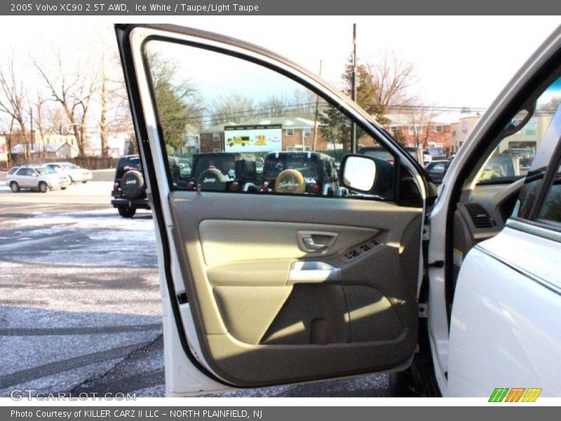 Ice White / Taupe/Light Taupe 2005 Volvo XC90 2.5T AWD