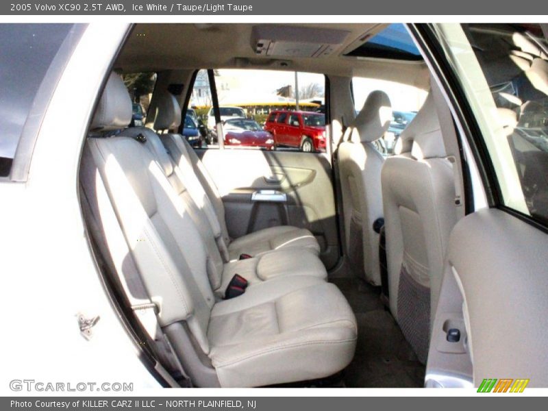 Ice White / Taupe/Light Taupe 2005 Volvo XC90 2.5T AWD