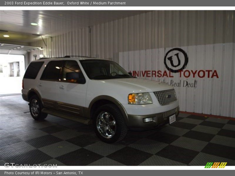 Oxford White / Medium Parchment 2003 Ford Expedition Eddie Bauer