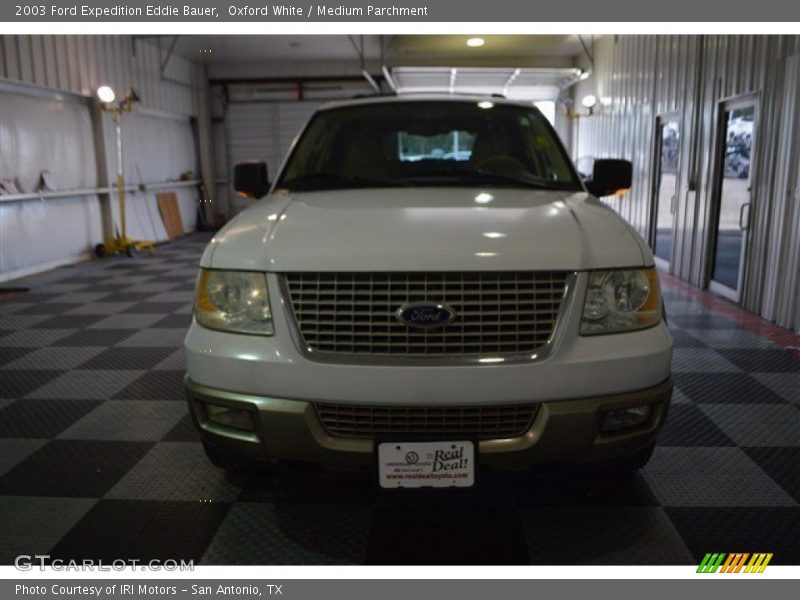 Oxford White / Medium Parchment 2003 Ford Expedition Eddie Bauer