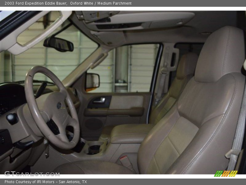Oxford White / Medium Parchment 2003 Ford Expedition Eddie Bauer