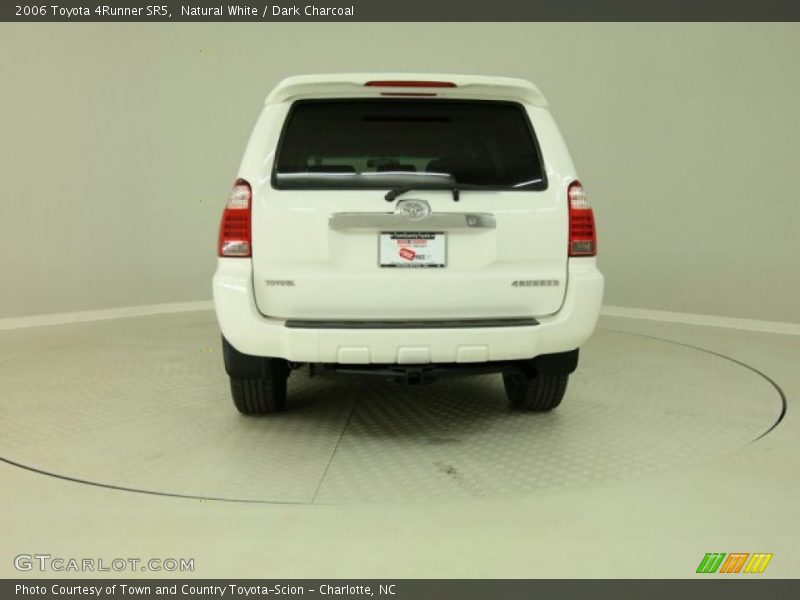 Natural White / Dark Charcoal 2006 Toyota 4Runner SR5
