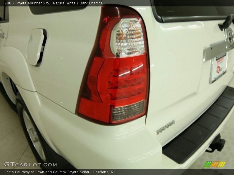 Natural White / Dark Charcoal 2006 Toyota 4Runner SR5