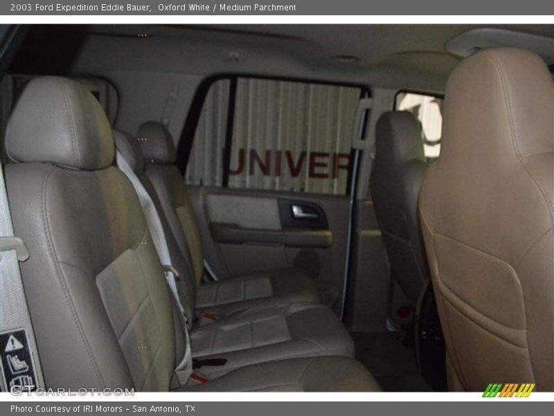 Oxford White / Medium Parchment 2003 Ford Expedition Eddie Bauer