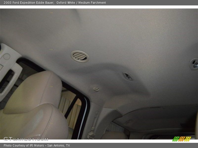 Oxford White / Medium Parchment 2003 Ford Expedition Eddie Bauer