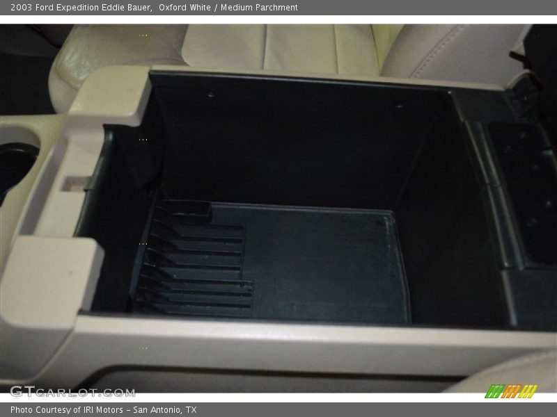 Oxford White / Medium Parchment 2003 Ford Expedition Eddie Bauer