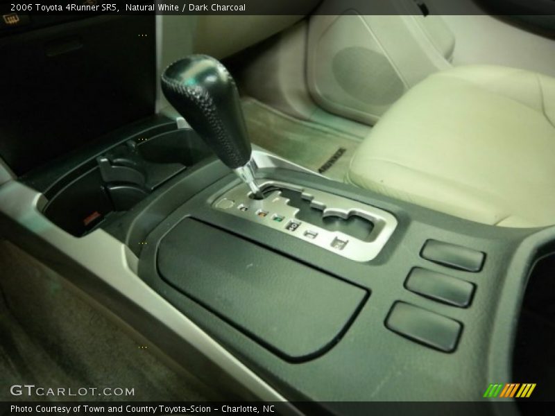 Natural White / Dark Charcoal 2006 Toyota 4Runner SR5