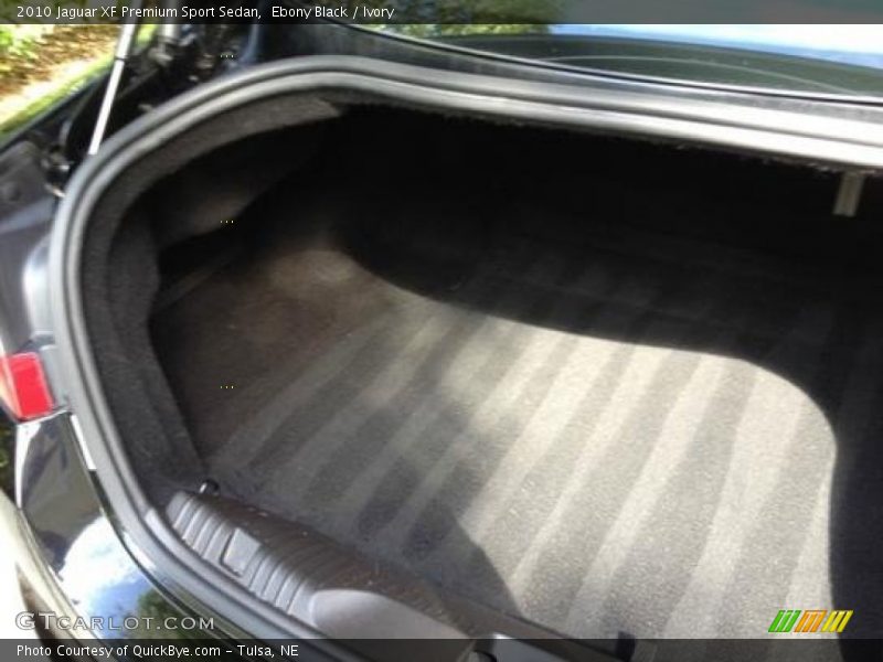 Ebony Black / Ivory 2010 Jaguar XF Premium Sport Sedan