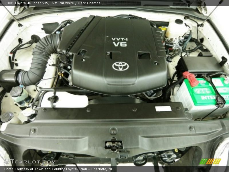 Natural White / Dark Charcoal 2006 Toyota 4Runner SR5