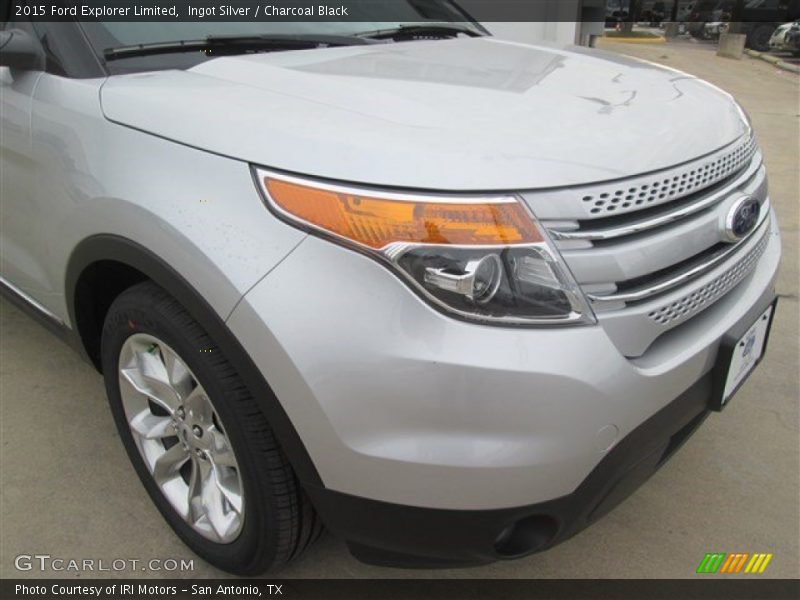 Ingot Silver / Charcoal Black 2015 Ford Explorer Limited