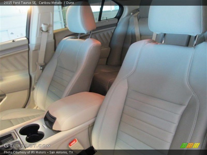 Caribou Metallic / Dune 2015 Ford Taurus SE