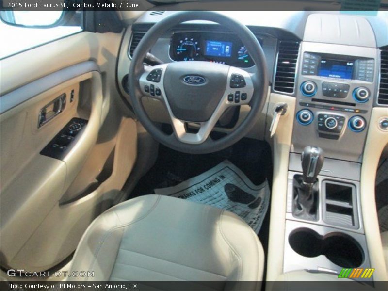 Caribou Metallic / Dune 2015 Ford Taurus SE