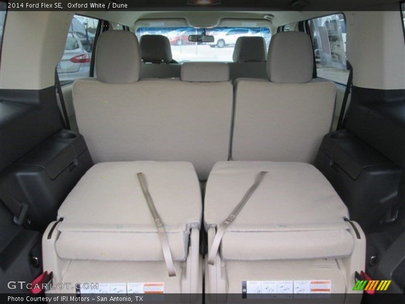 Oxford White / Dune 2014 Ford Flex SE