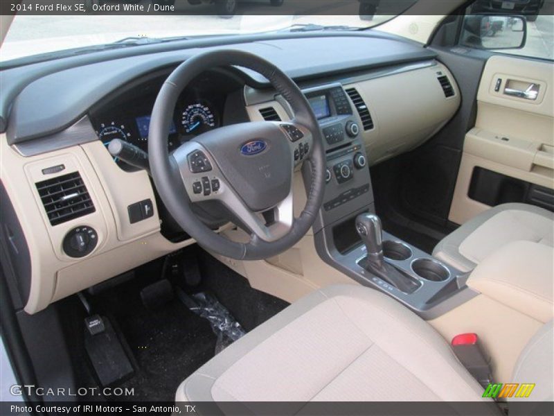 Oxford White / Dune 2014 Ford Flex SE