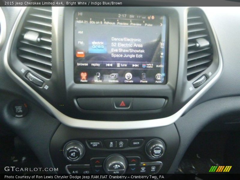 Bright White / Indigo Blue/Brown 2015 Jeep Cherokee Limited 4x4