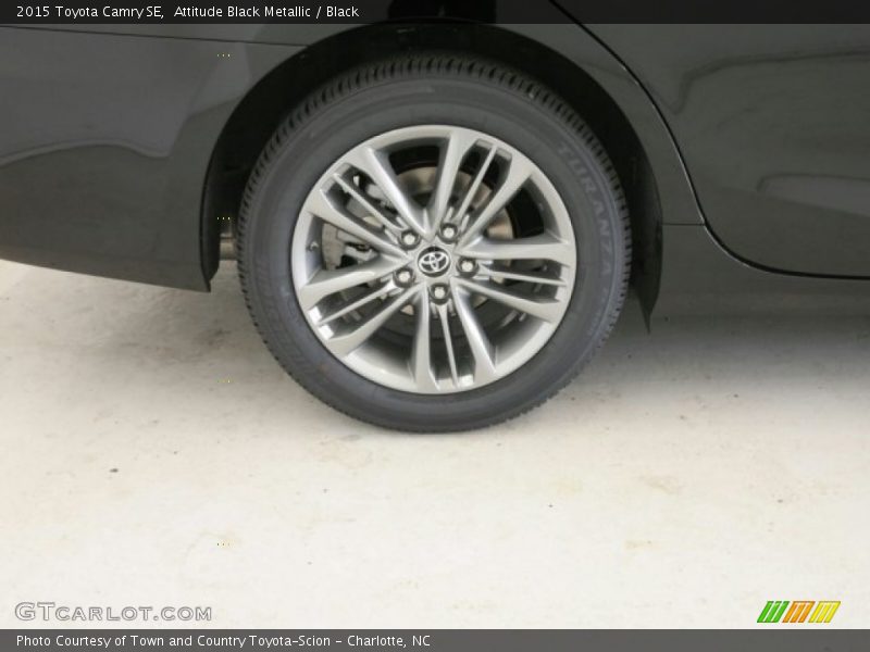 Attitude Black Metallic / Black 2015 Toyota Camry SE