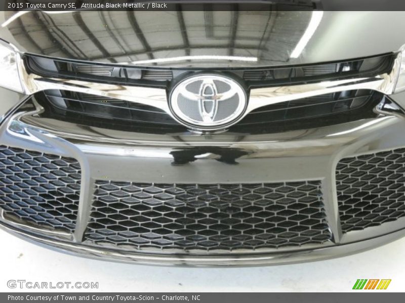 Attitude Black Metallic / Black 2015 Toyota Camry SE